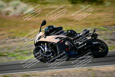 media/Apr-12-2024-2WTD (Fri) [[cde236eda6]]/B Group/Session 1 (Turn 4)/